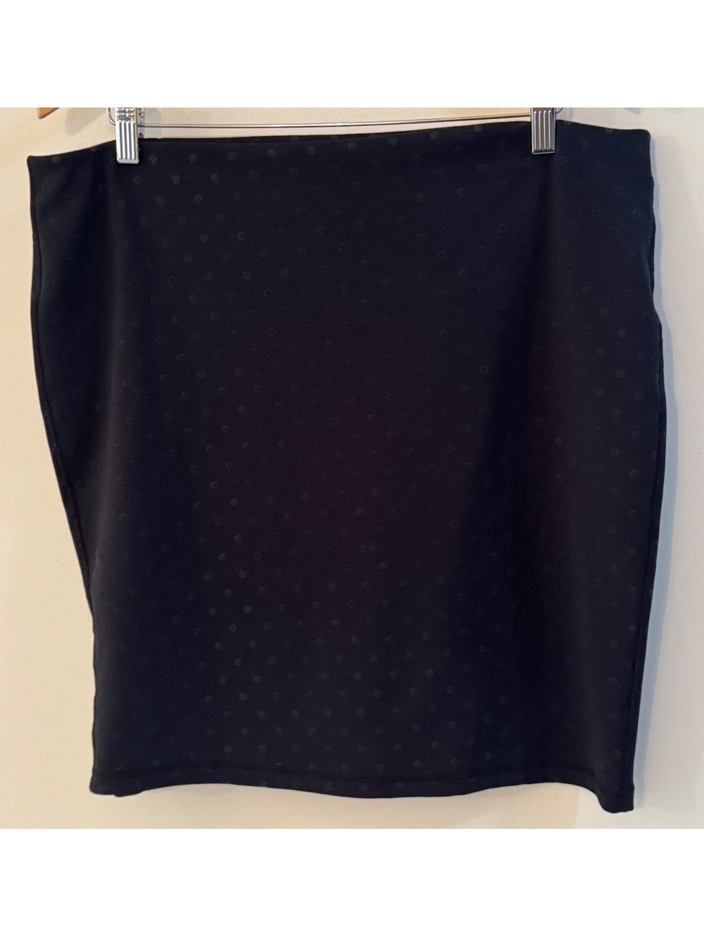 Old Navy Black Polka Dot Mini Skirt Size Large